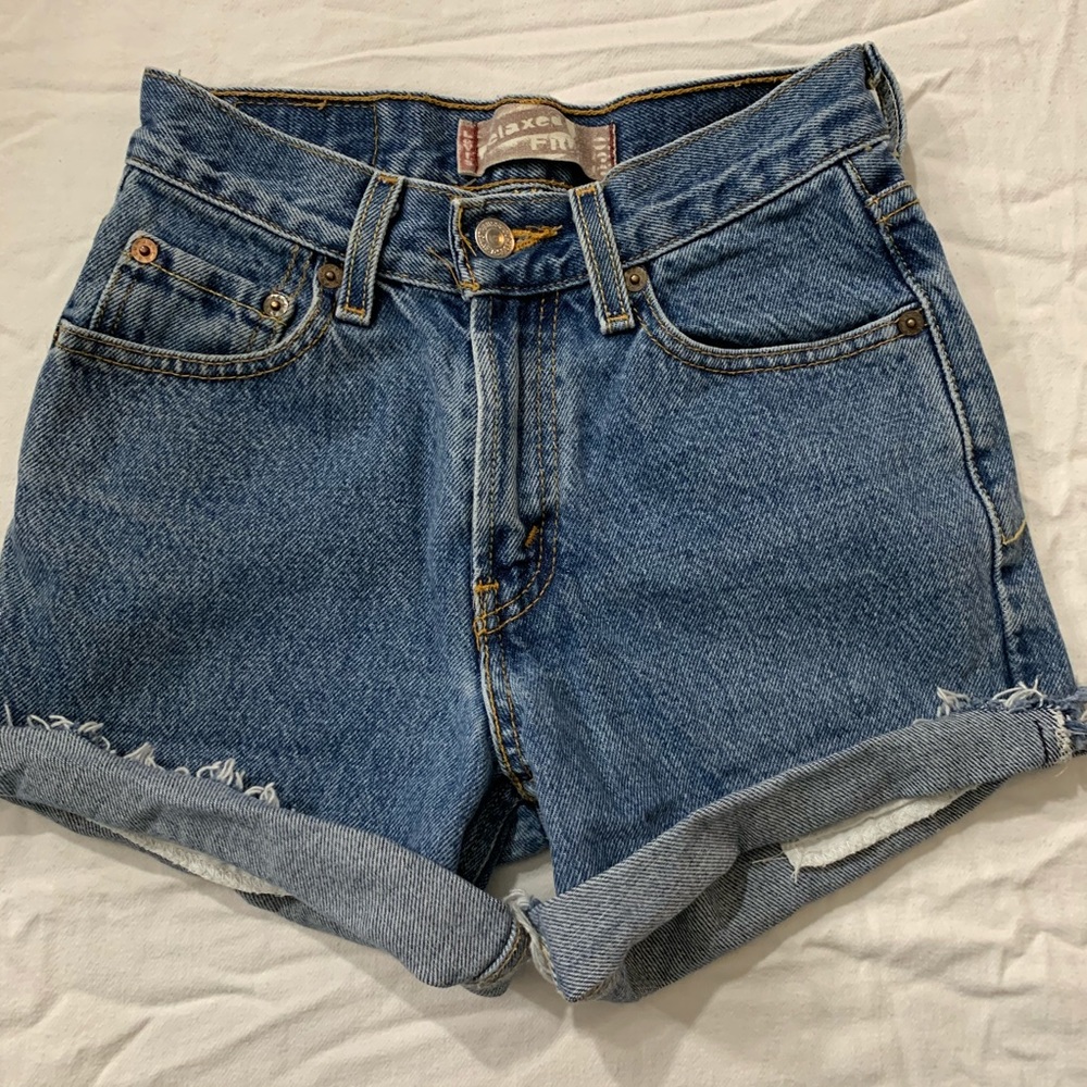 High Waisted Levi Jean Shorts